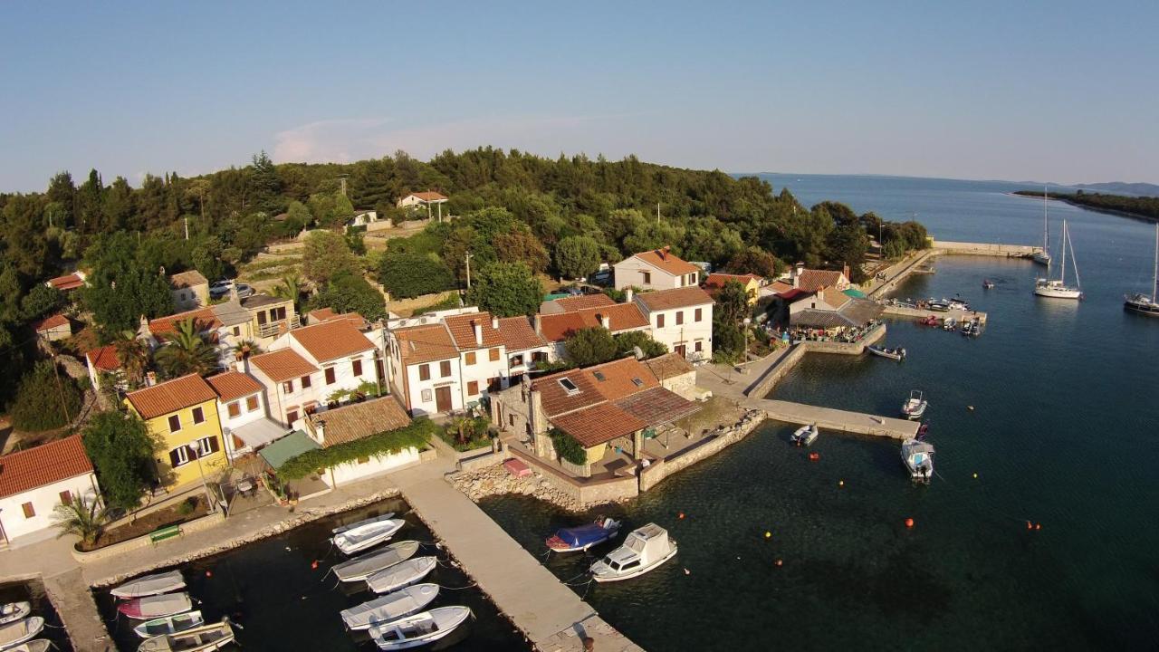 Apartments Ana Pogana Punta Križa Exterior foto