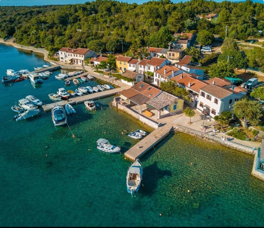 Apartments Ana Pogana Punta Križa Exterior foto